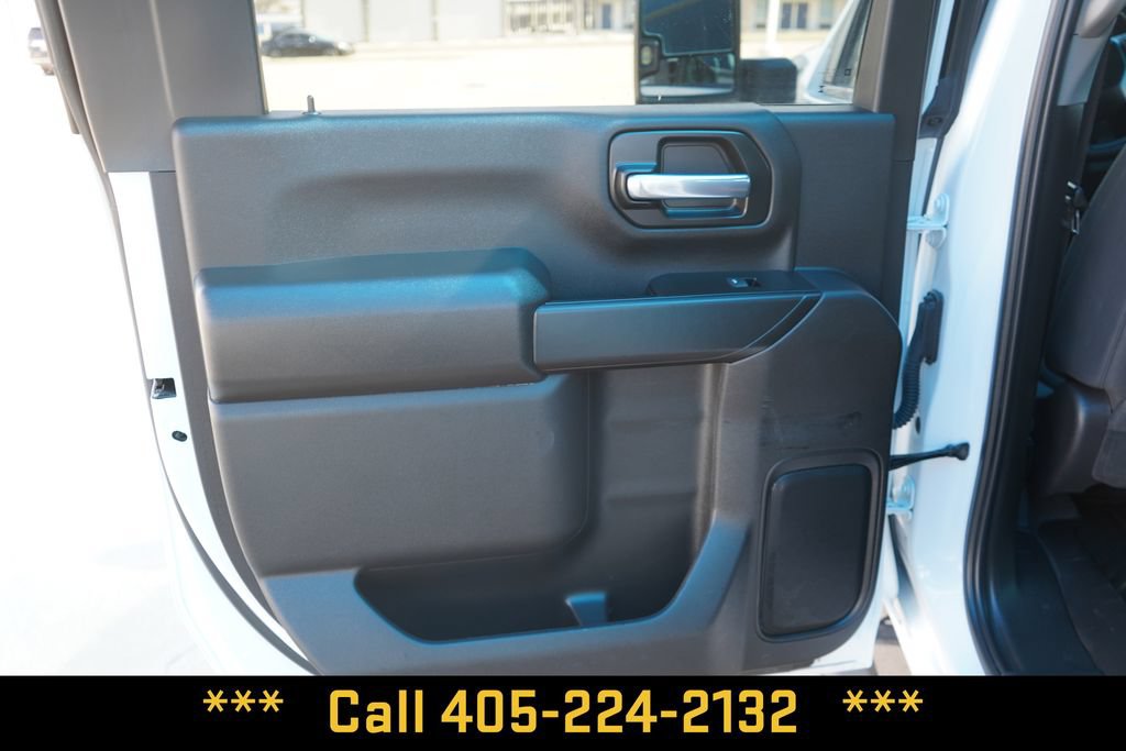 Used 2025 Chevrolet Silverado 2500 Custom w/ Custom Value Package AWD/4WD image 27