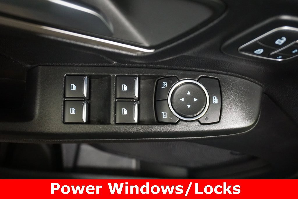 Used 2022 Ford Escape SEL w/ Technology Package image 6