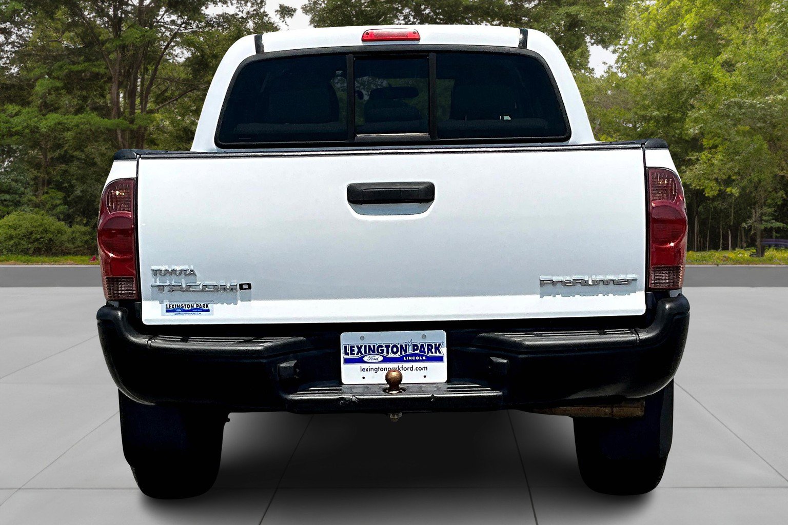 Used 2015 Toyota Tacoma PreRunner w/ Convenience Package RWD image 6