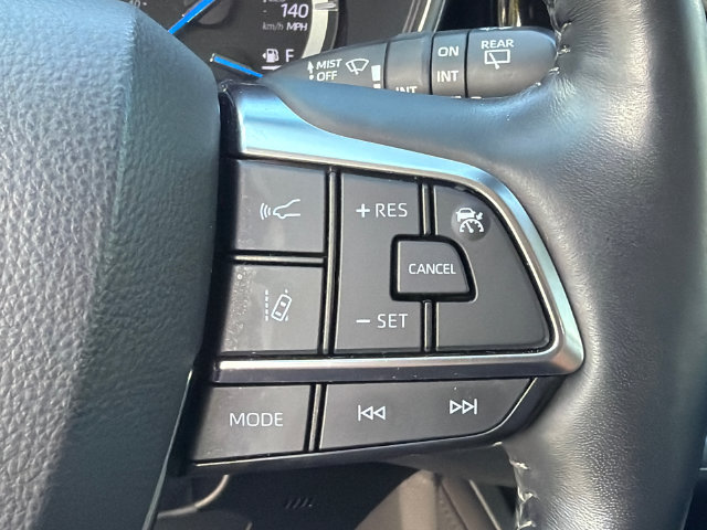 Used 2021 Toyota Highlander Limited FWD image 26