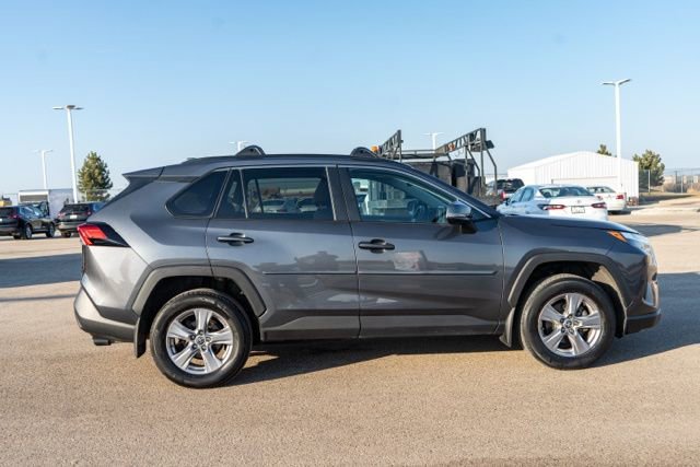 Used 2022 Toyota RAV4 XLE w/ Convenience Package image 8