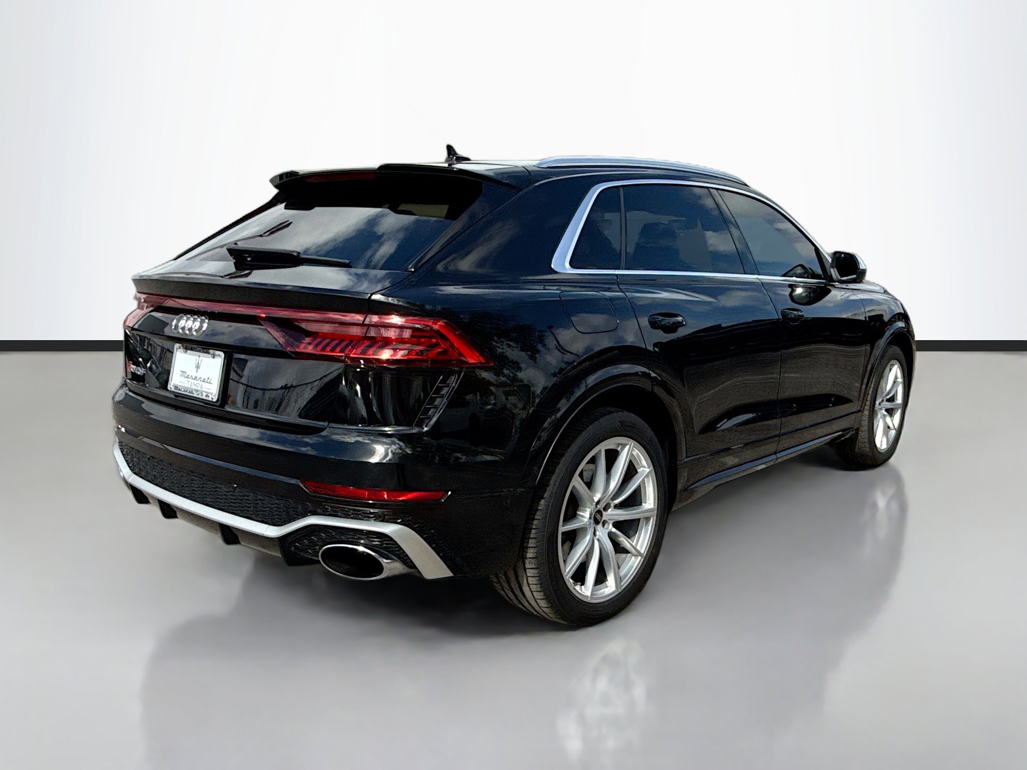 Used 2022 Audi RS Q8 image 3