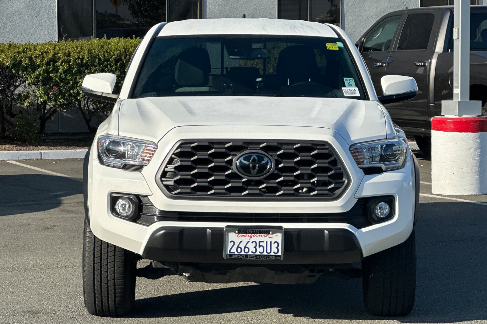 Used 2023 Toyota Tacoma TRD Off-Road w/ Black Out Package (TMS) AWD/4WD image 6