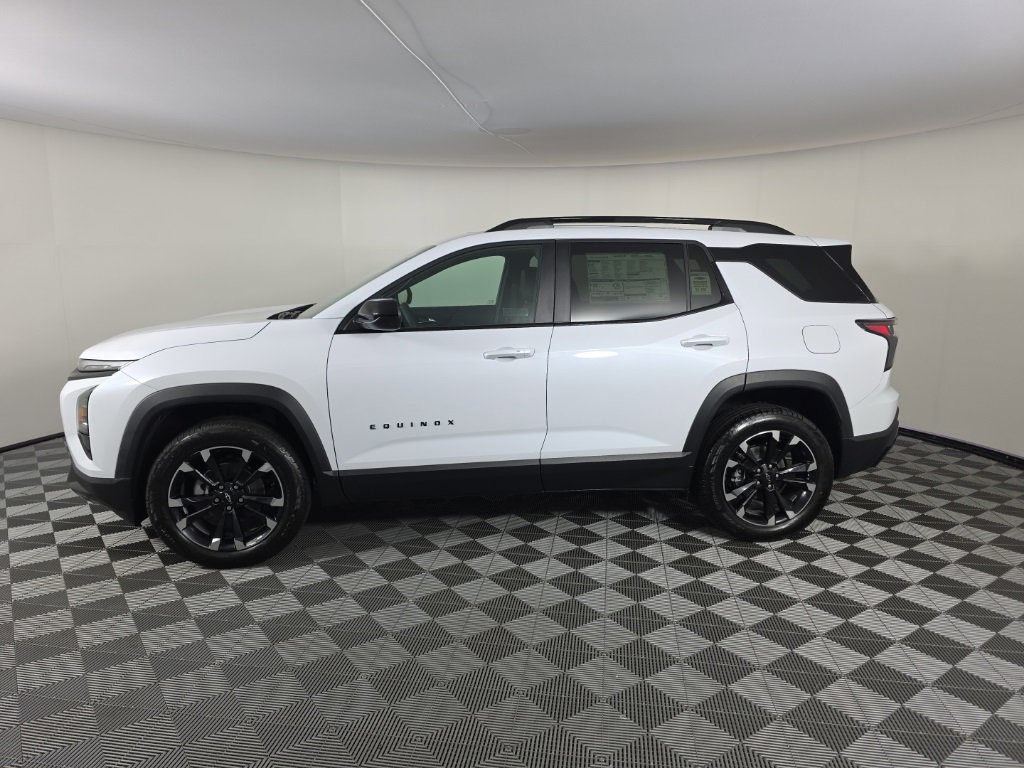 New 2026 Chevrolet Equinox RS w/ Convenience Package III image 2