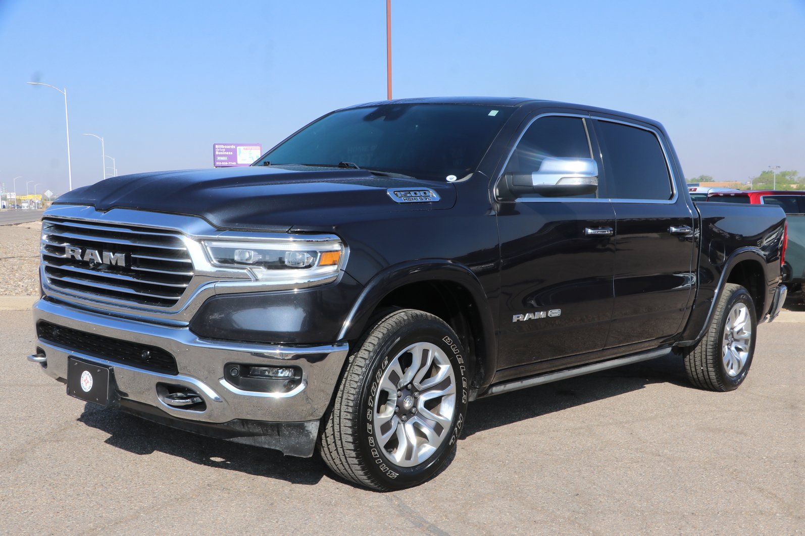 Used 2019 RAM 1500 Limited AWD/4WD image 3