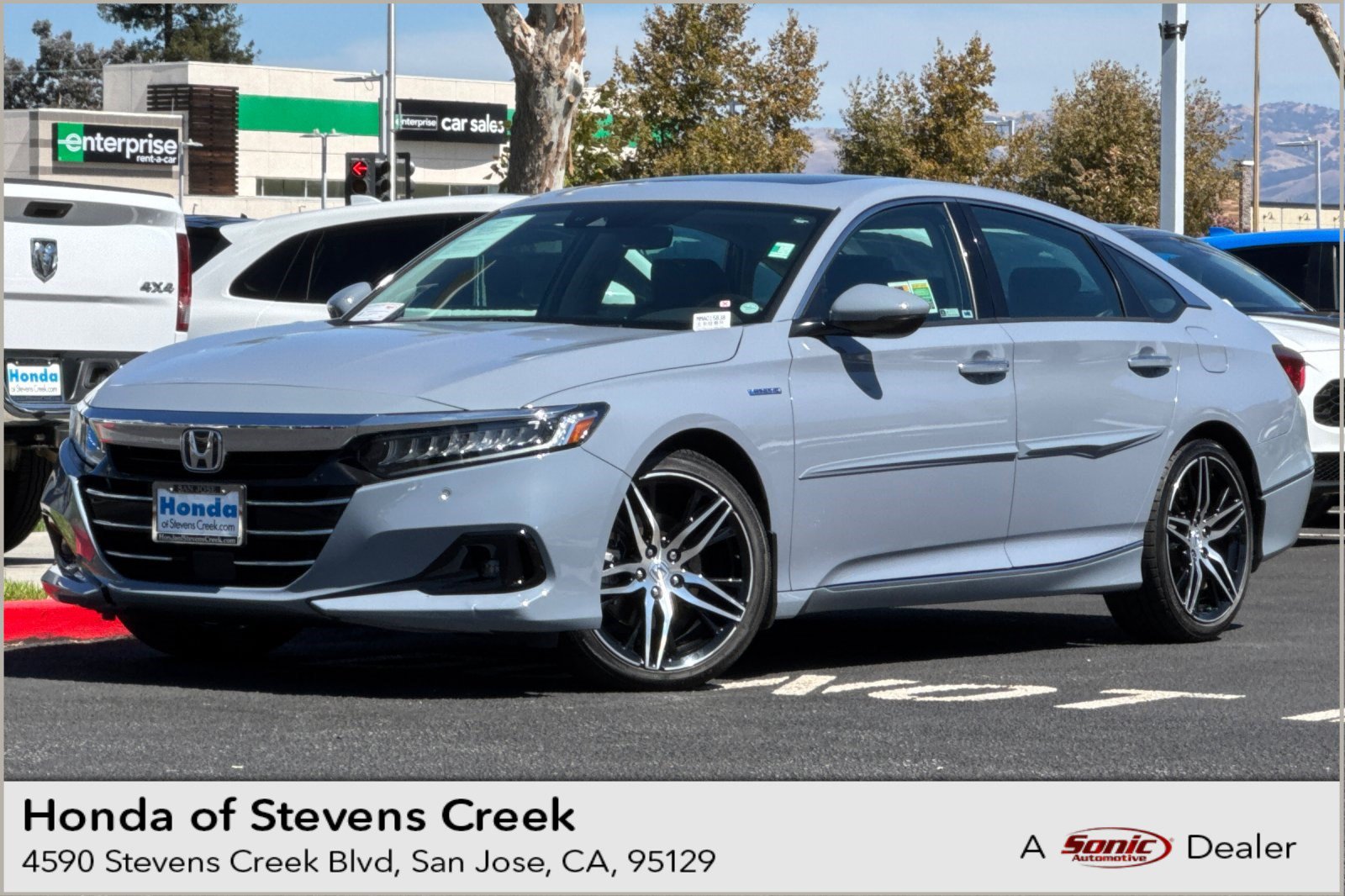 Used 2021 Honda Accord Touring image 1