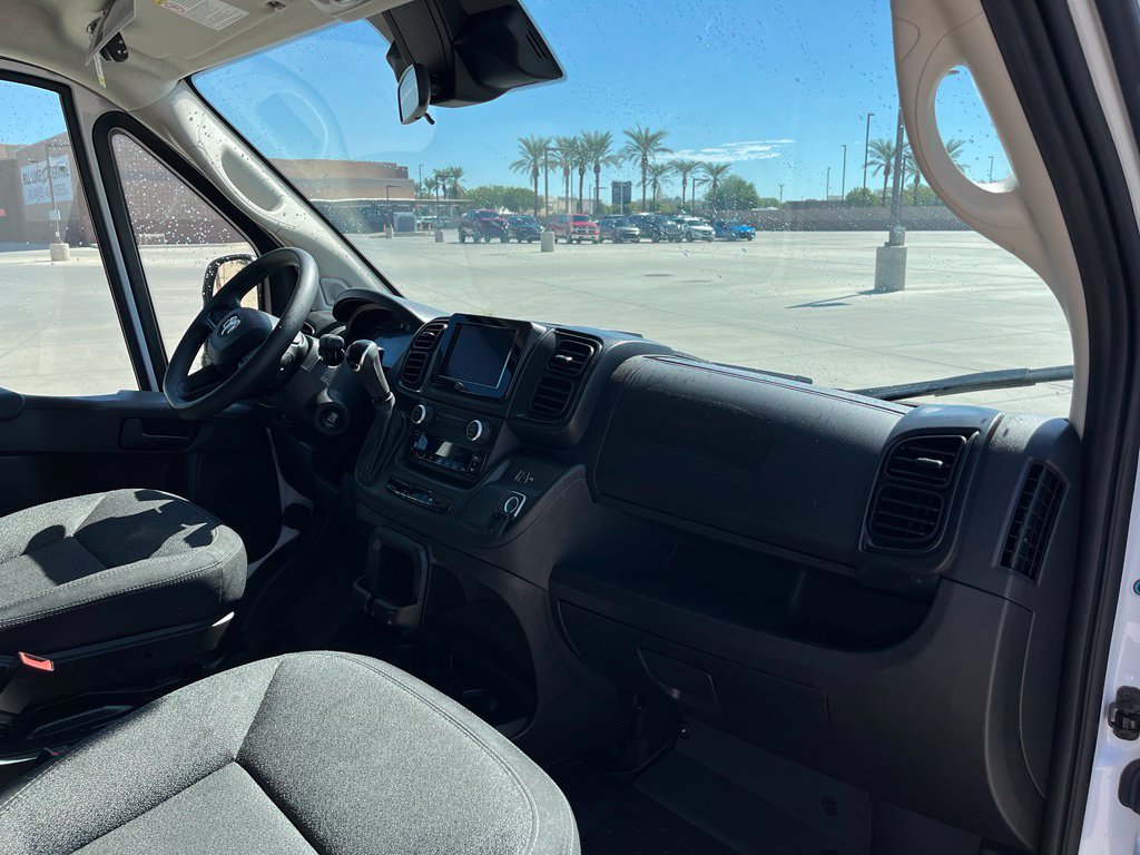 Used 2025 RAM ProMaster 2500 w/ U-Haul Equipment Group FWD image 15
