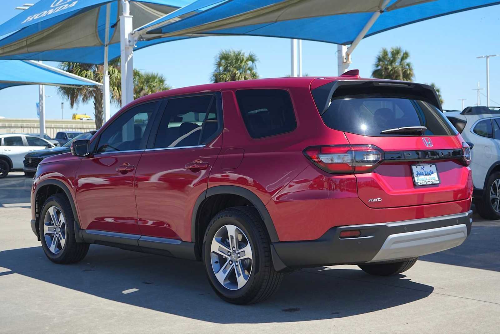 Certified 2025 Honda Pilot EX-L image 4
