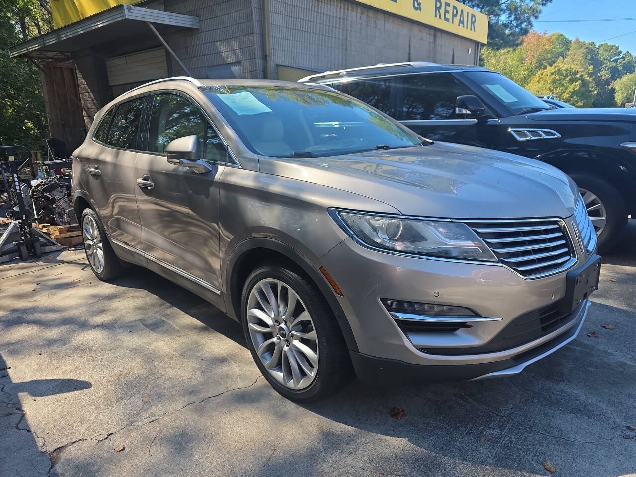 Used 2018 Lincoln MKC Reserve FWD image 4