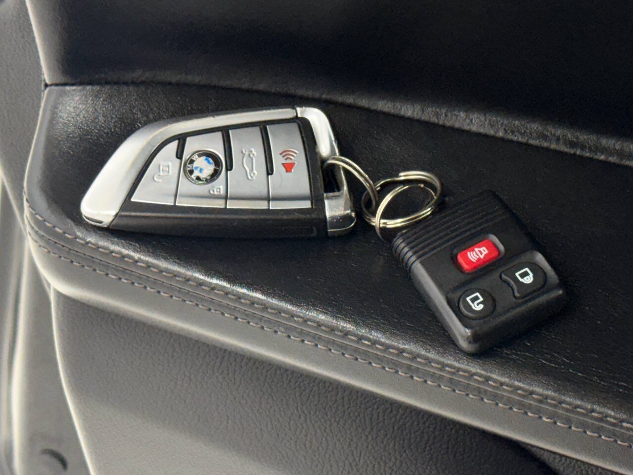 Used 2021 BMW 740i w/ Premium Package RWD image 74