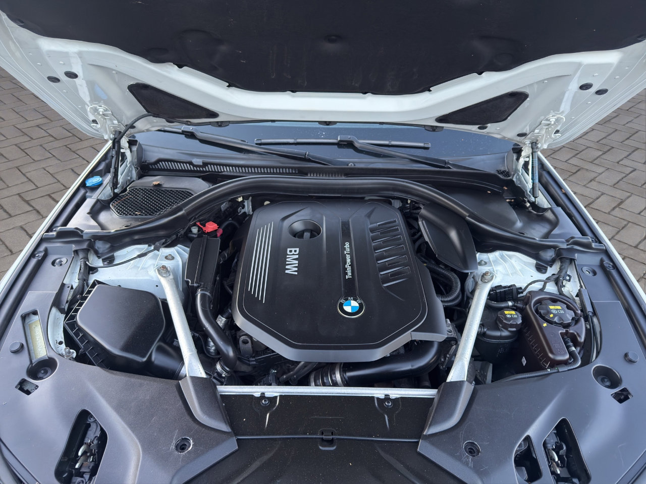 Used 2018 BMW 540i xDrive w/ Premium Package image 21