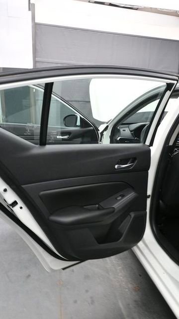 Used 2021 Nissan Altima 2.5 S FWD image 21