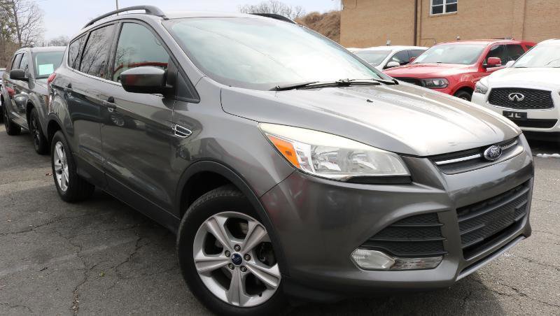 Used 2014 Ford Escape SE w/ Equipment Group 201A image 3