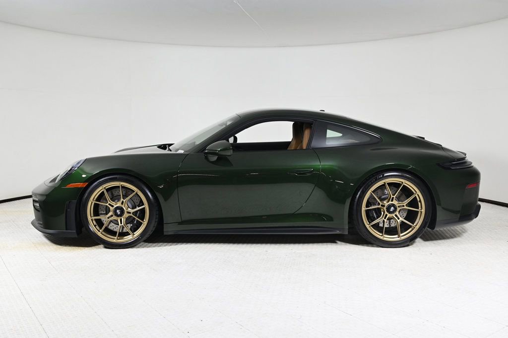 Used 2025 Porsche 911 GT3 image 2
