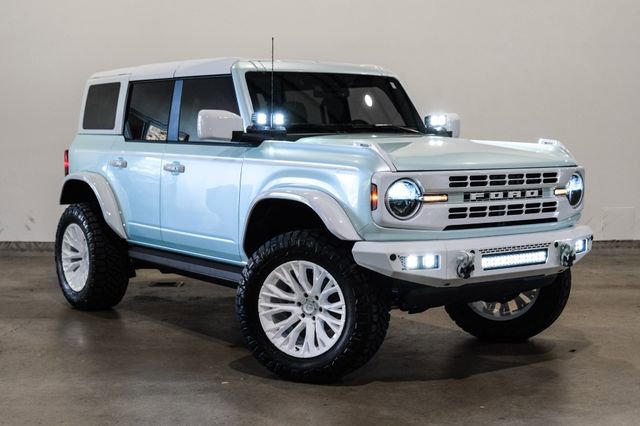 Used 2025 Ford Bronco Heritage Edition image 6