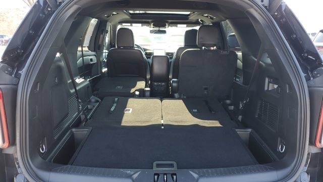 Used 2023 Ford Explorer ST-Line w/ Class IV Trailer Tow Package AWD/4WD image 26