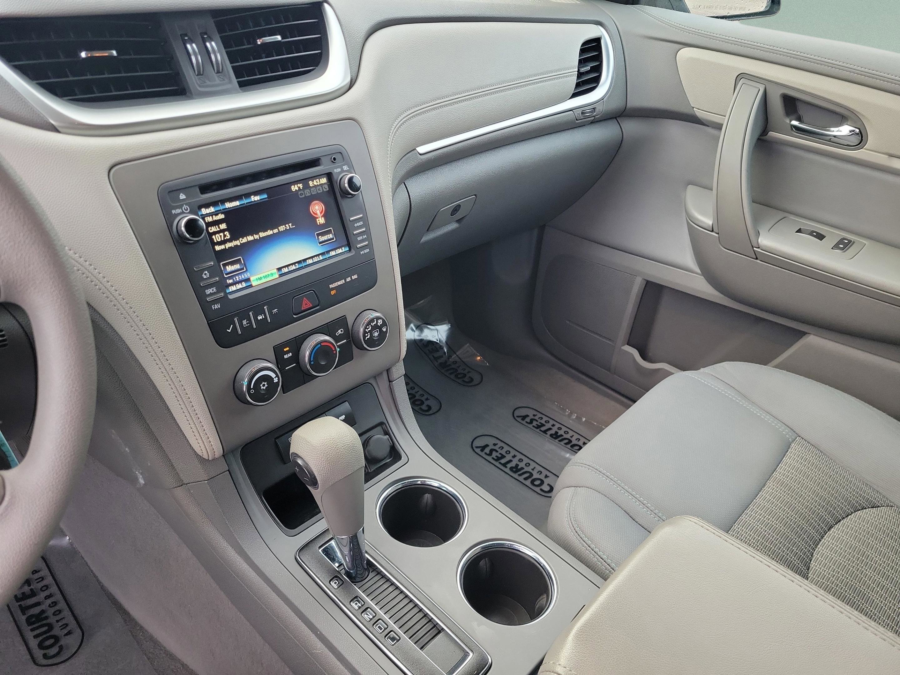 Used 2017 Chevrolet Traverse LS image 27