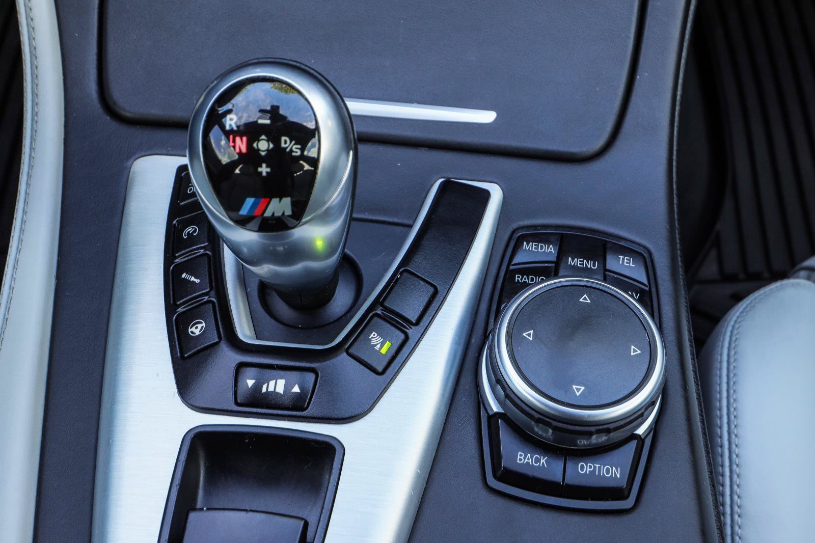 Used 2015 BMW M5 RWD image 13