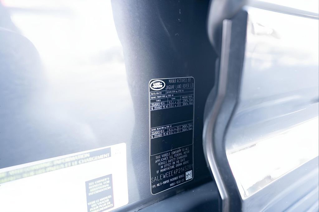 Used 2023 Land Rover Defender 110 V8 image 19
