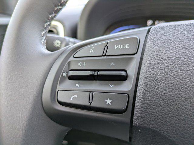 New 2026 Hyundai Venue SEL image 18