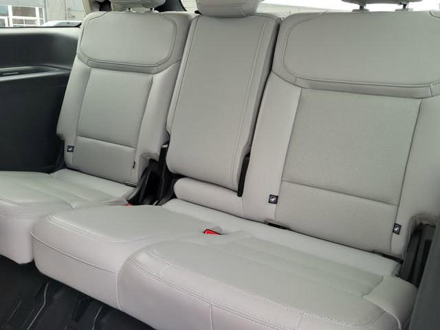 Certified 2025 Ford Expedition Platinum w/ Driver's Package AWD/4WD image 9