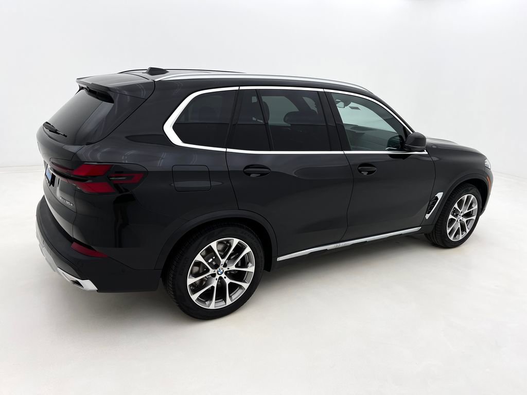 New 2026 BMW X5 xDrive50e w/ Climate Comfort Package AWD/4WD video 4