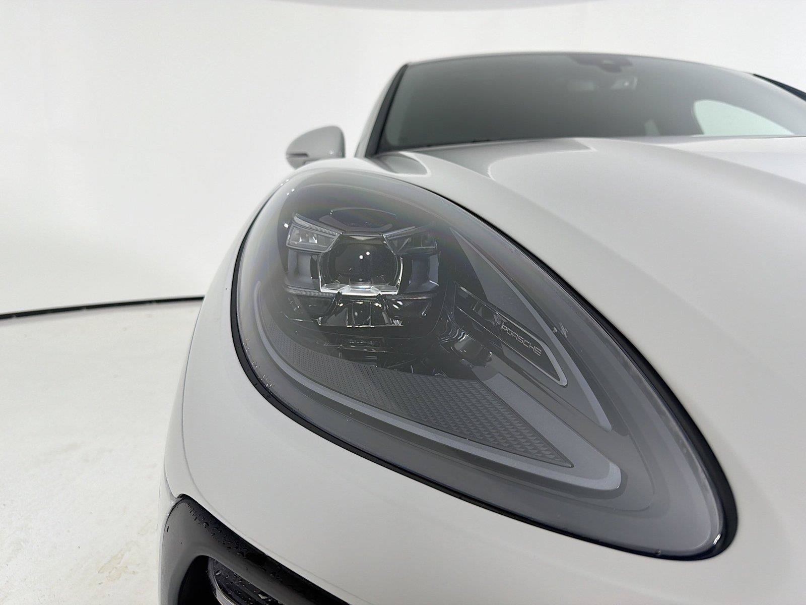 Certified 2023 Porsche Macan GTS AWD/4WD image 31