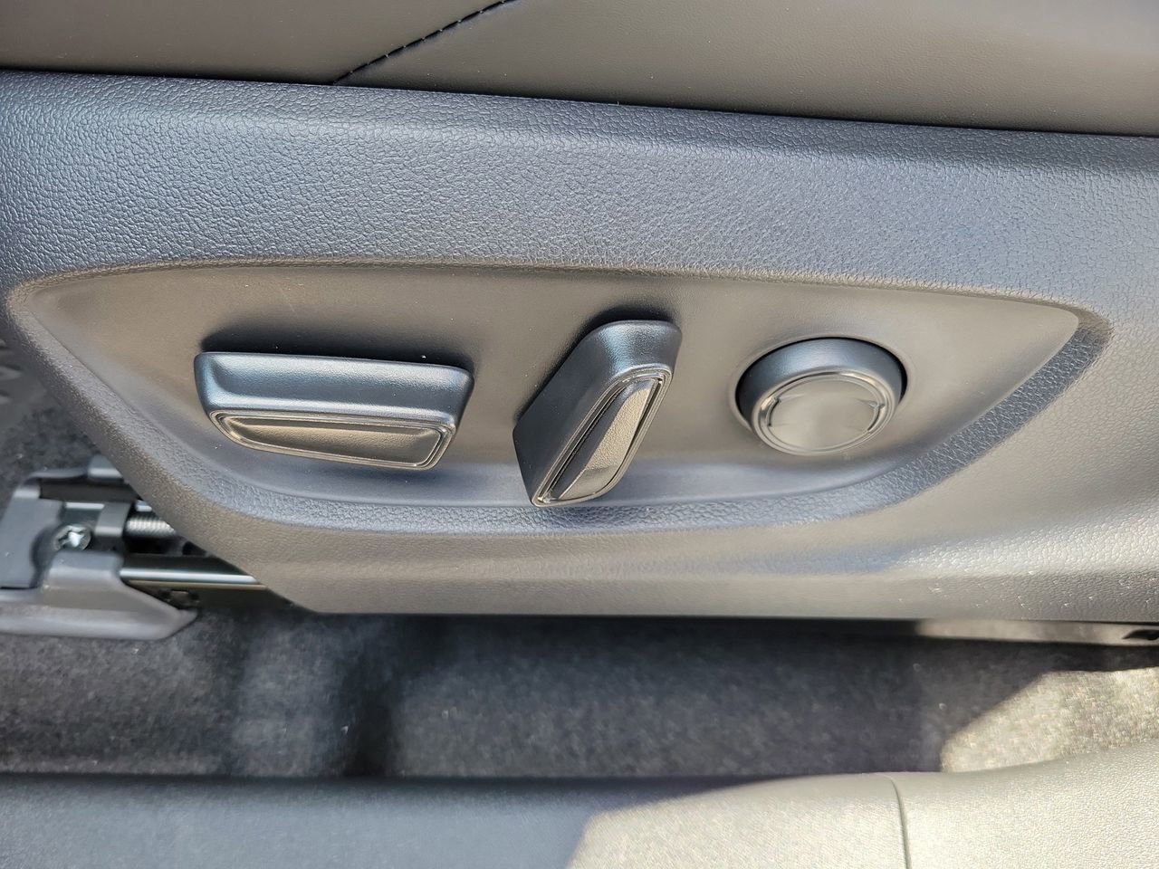 New 2026 Toyota bZ XLE image 18