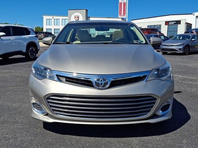 Used 2015 Toyota Avalon XLE Premium FWD image 2