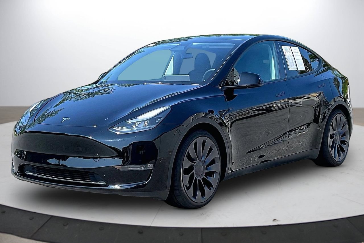 Used 2025 Tesla Model Y Performance AWD/4WD image 4