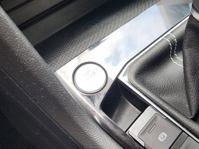Used 2022 Volkswagen Taos SEL AWD/4WD image 8