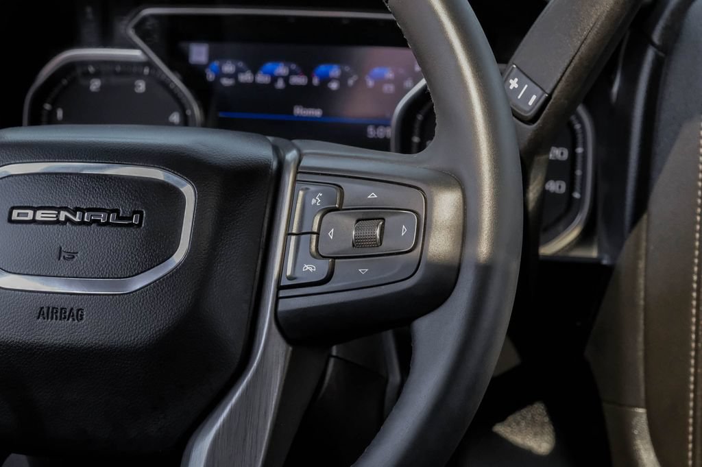 Used 2020 GMC Sierra 2500 Denali w/ Denali Ultimate Package AWD/4WD image 16