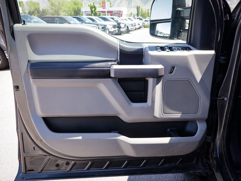 Used 2019 Ford F250 XLT w/ XLT Value Package AWD/4WD image 15