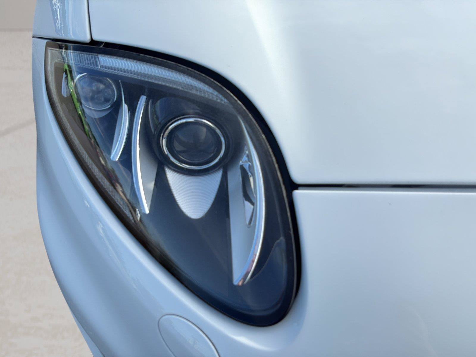 Used 2015 Jaguar XK Convertible RWD image 45