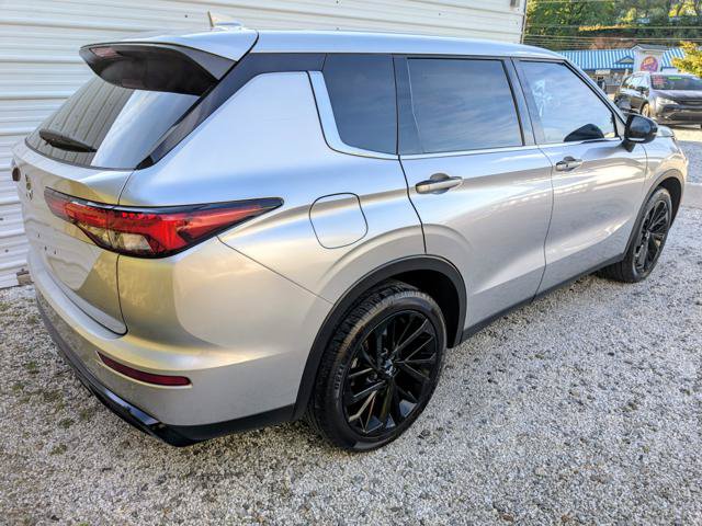 Used 2022 Mitsubishi Outlander SE FWD image 17