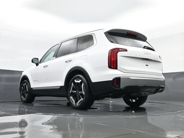 Used 2025 Kia Telluride S AWD/4WD image 27
