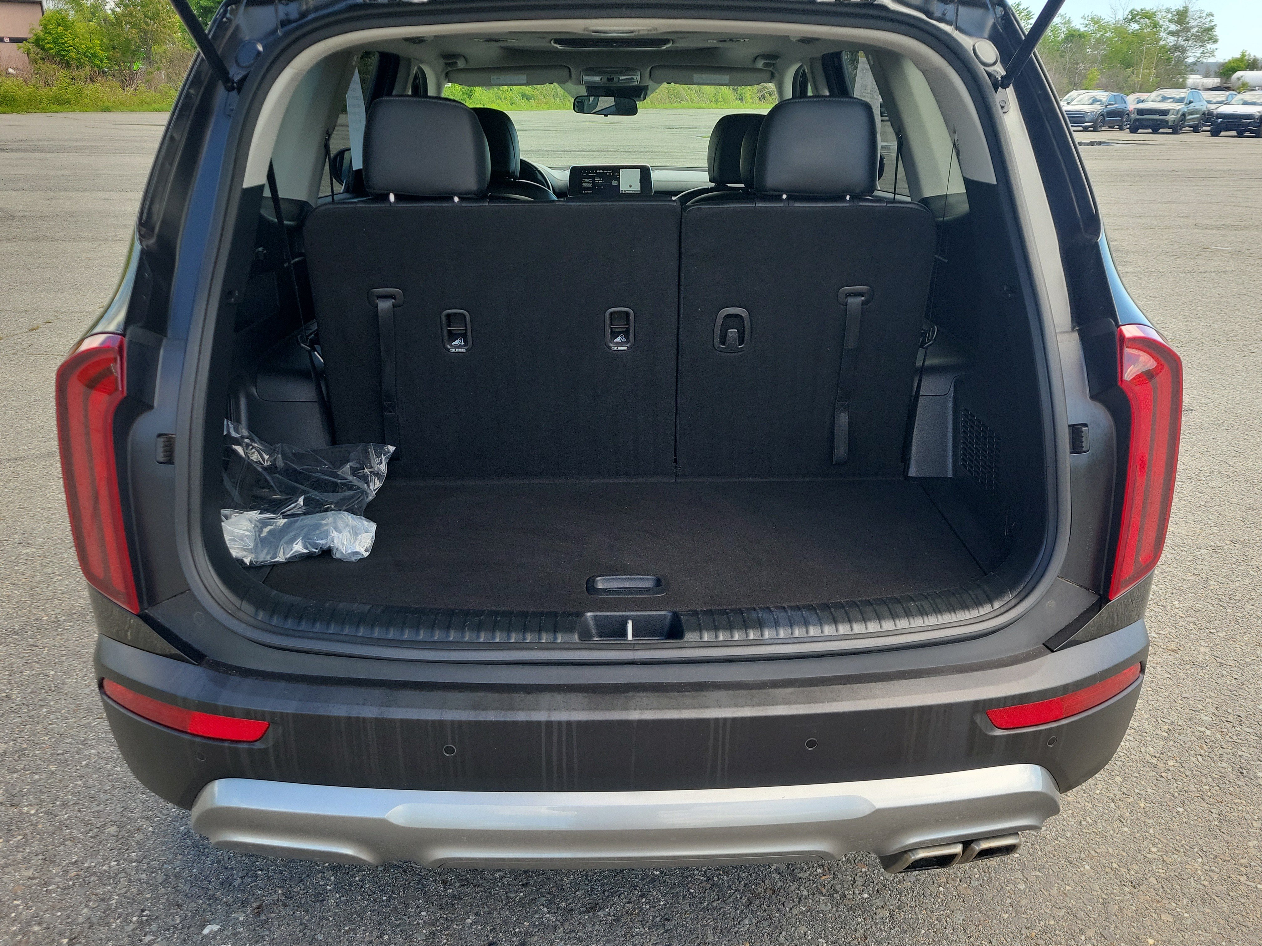 Used 2022 Kia Telluride S AWD/4WD image 18