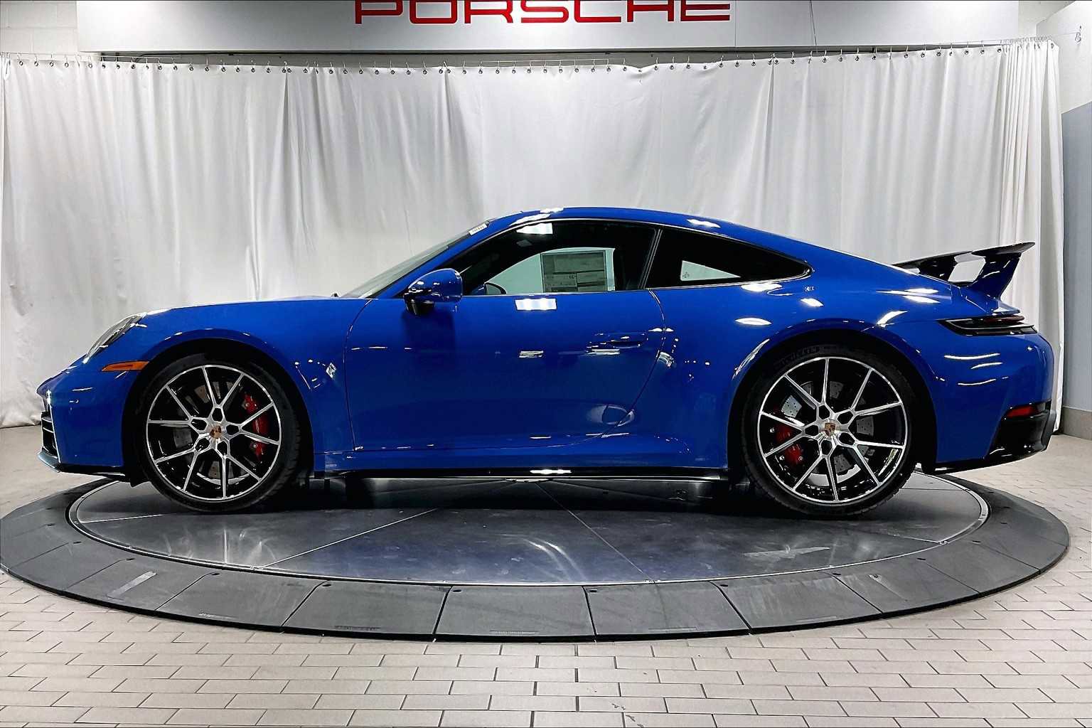 New 2025 Porsche 911 Carrera S image 2