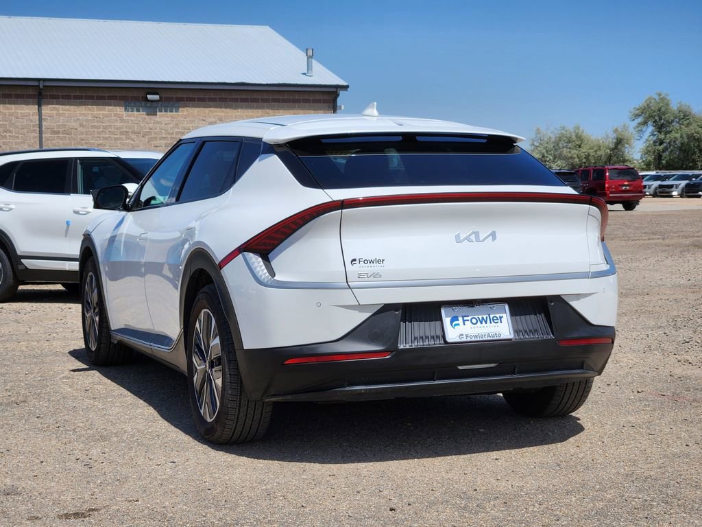 Certified 2024 Kia EV6 Light AWD/4WD image 3