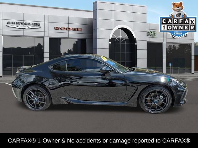 Used 2024 Subaru BRZ Limited RWD image 2