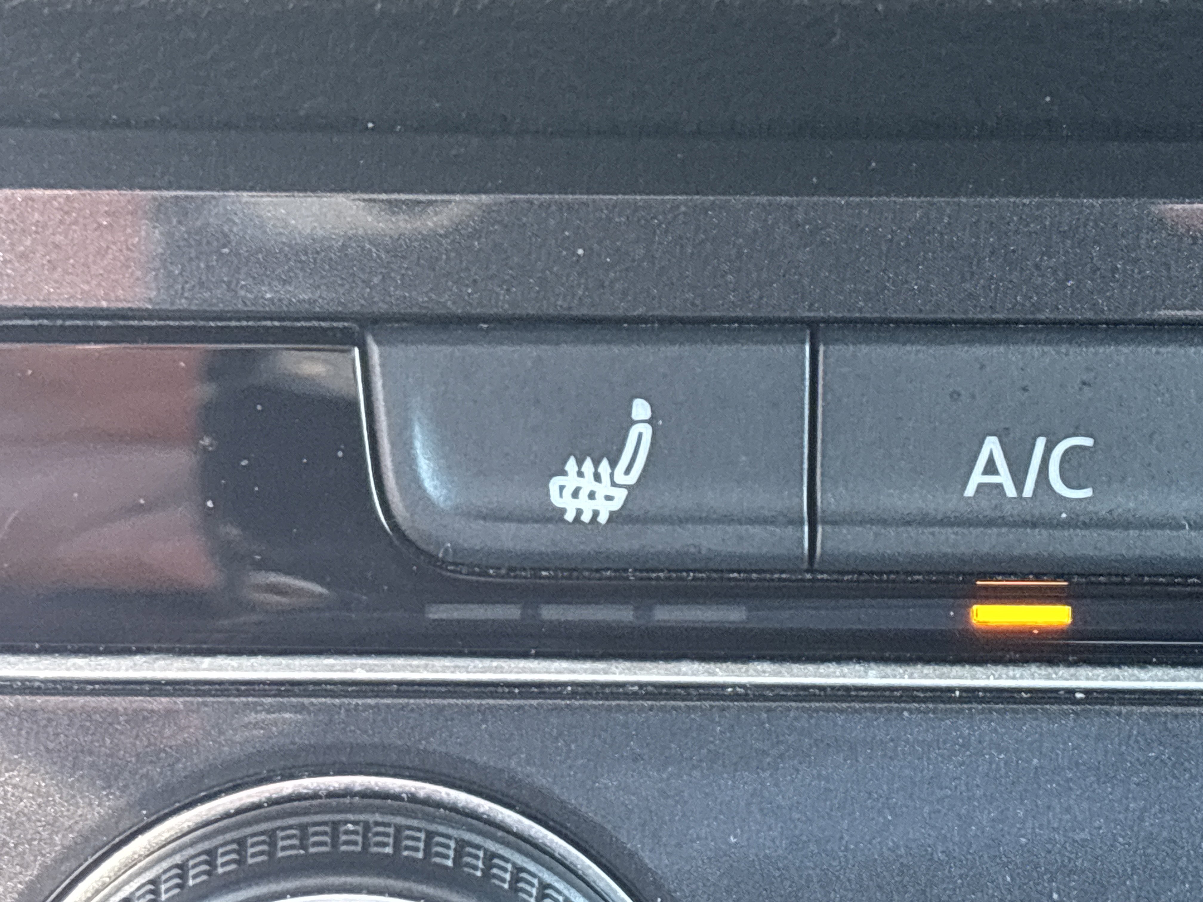 Used 2024 Volkswagen Tiguan Wolfsburg Edition AWD/4WD image 28