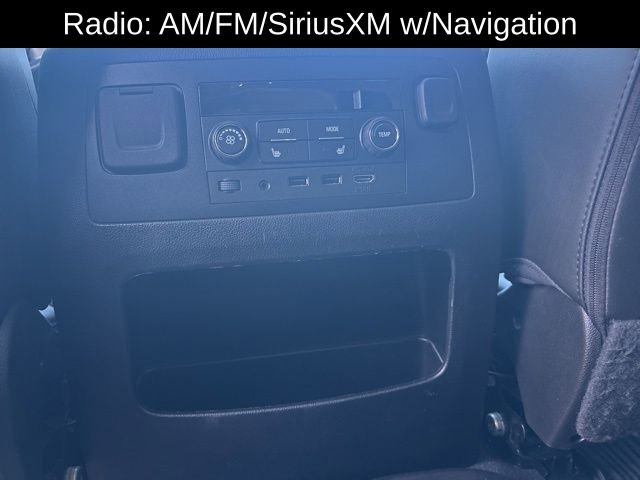 Used 2019 GMC Yukon XL Denali image 14