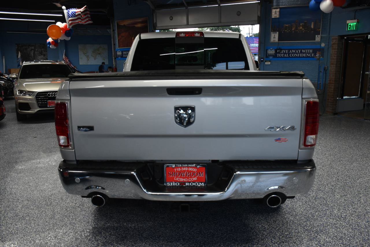 Used 2018 RAM 1500 Laramie image 8