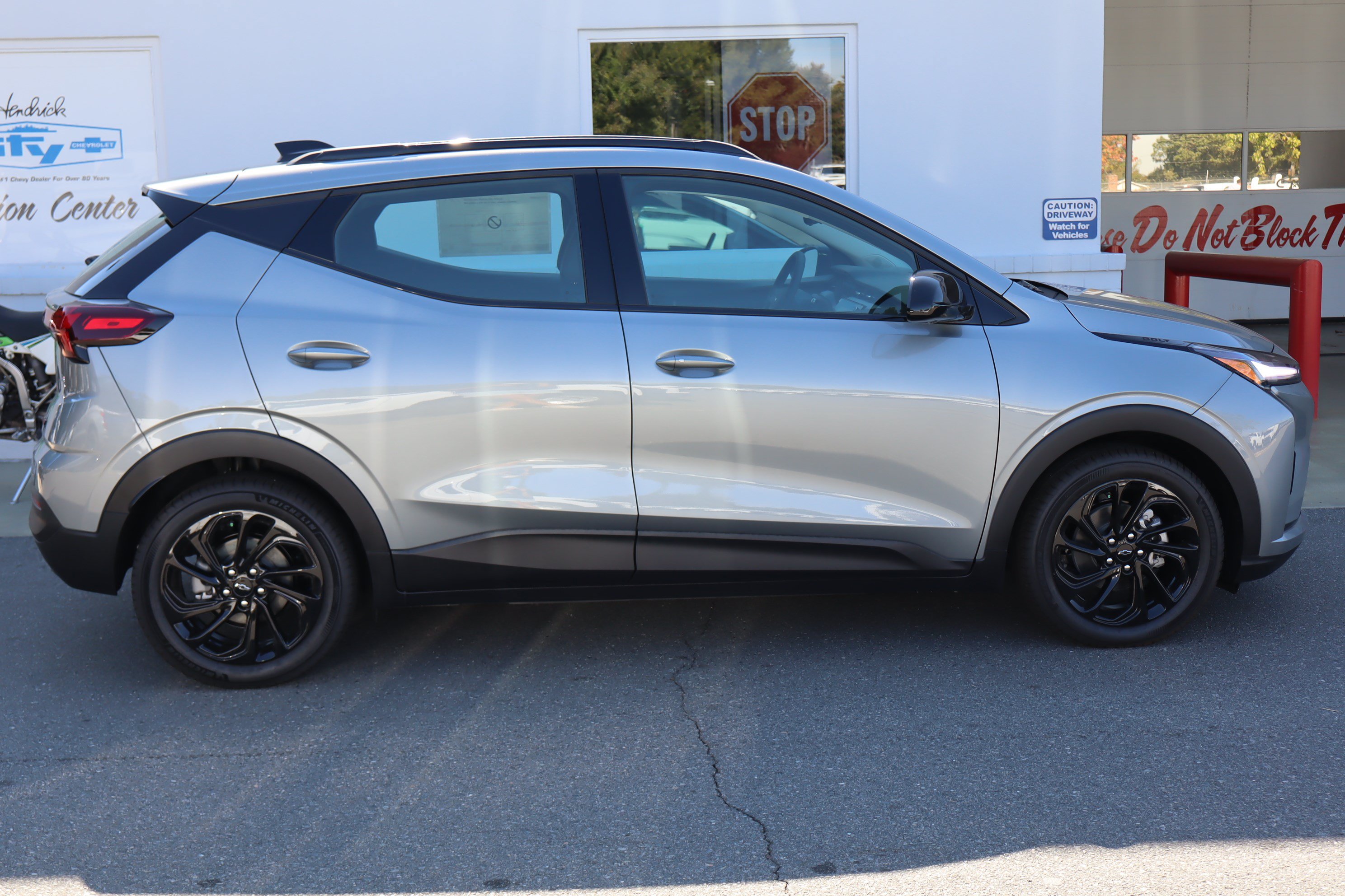 New 2027 Chevrolet Bolt RS w/ Technology Package FWD image 6