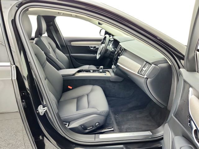 Certified 2023 Volvo S90 B6 Plus w/ Protection Package Premier image 18