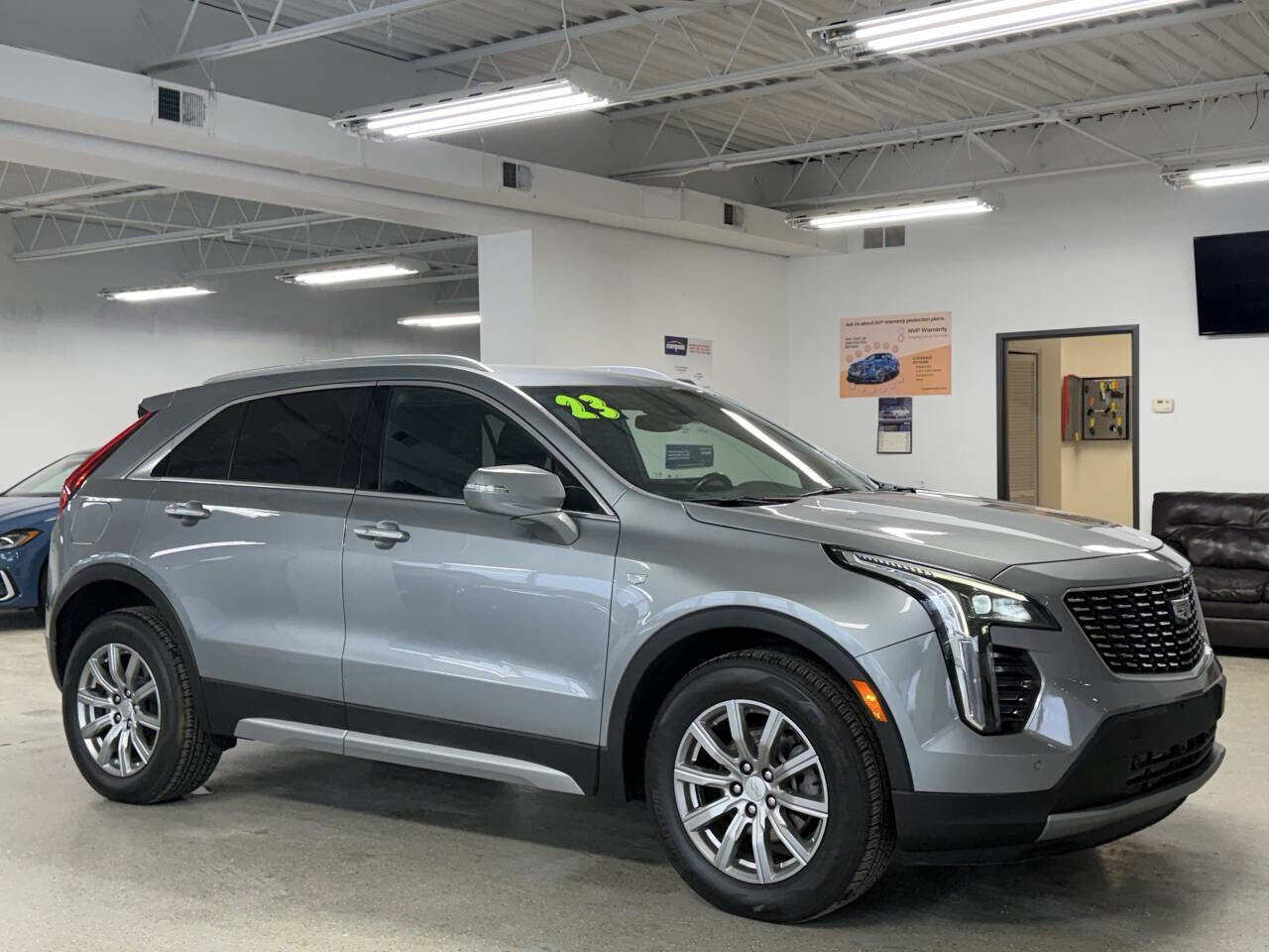 Used 2023 Cadillac XT4 Premium Luxury w/ Cold Weather Package AWD/4WD image 2