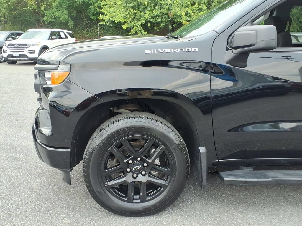 Certified 2024 Chevrolet Silverado 1500 Custom AWD/4WD image 6