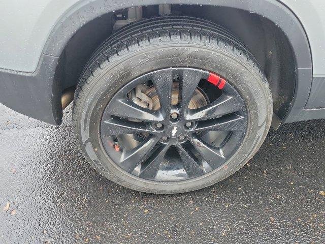 Used 2021 Chevrolet Trax LT w/ Redline Edition image 5