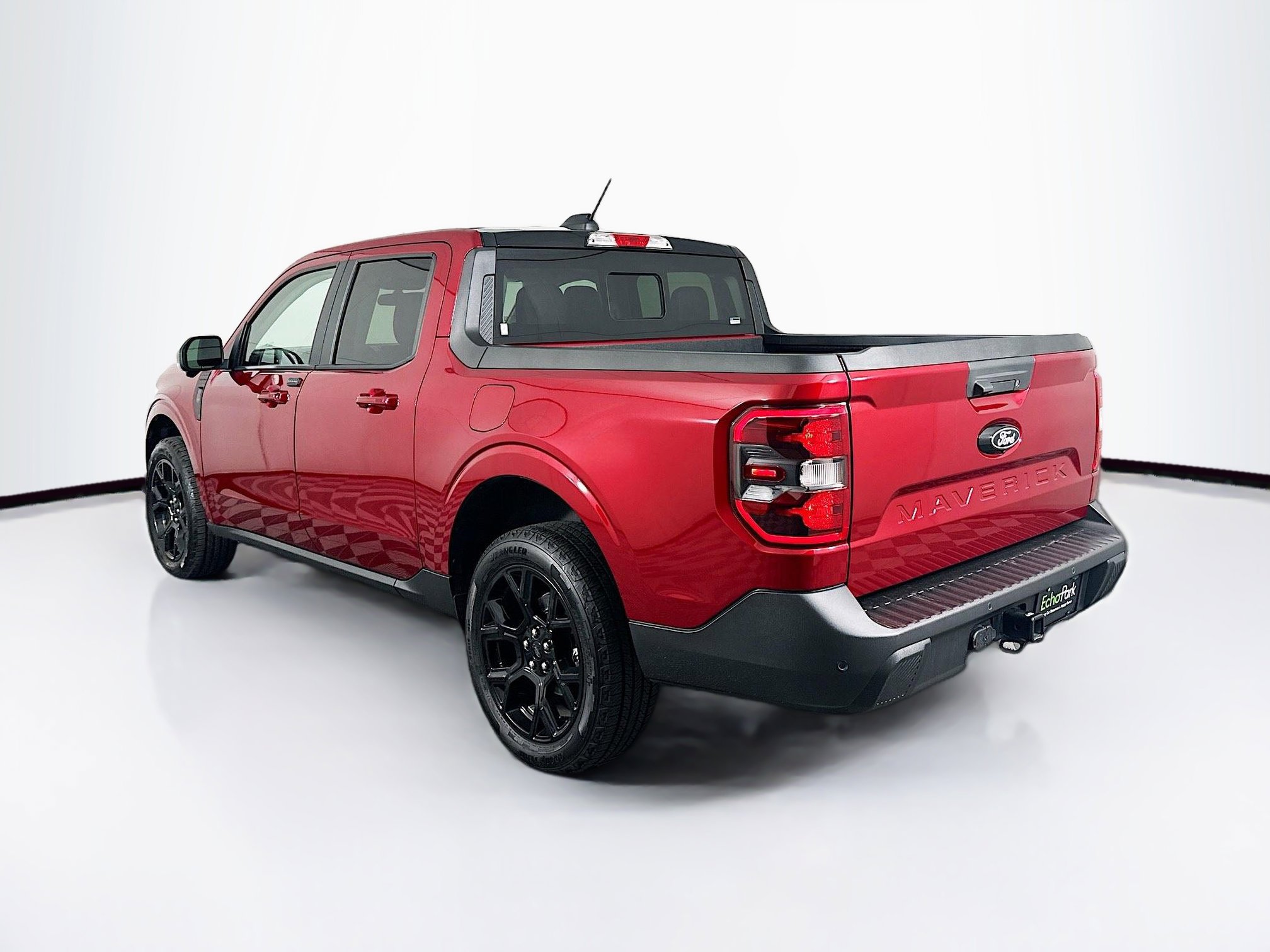 Used 2025 Ford Maverick Lariat w/ Black Appearance Package image 5