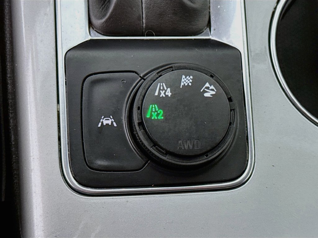 Used 2023 Chevrolet Blazer LT AWD/4WD image 10